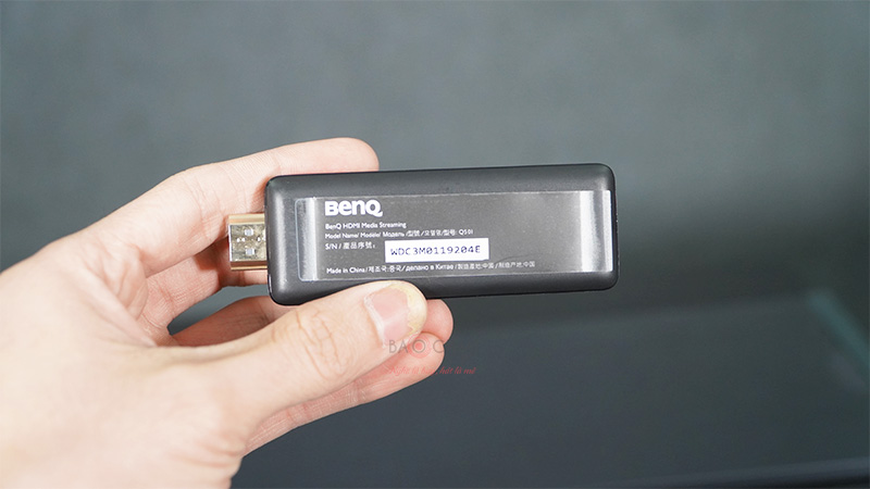 M&aacute;y chiếu BenQ V7050i