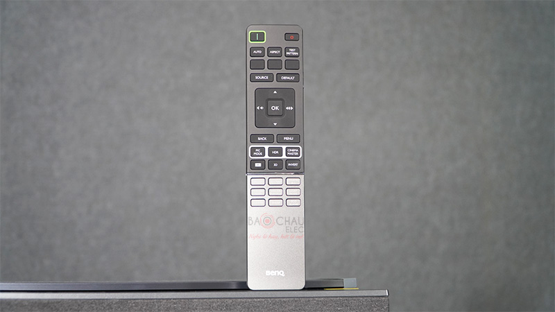 M&aacute;y chiếu BenQ V7050i