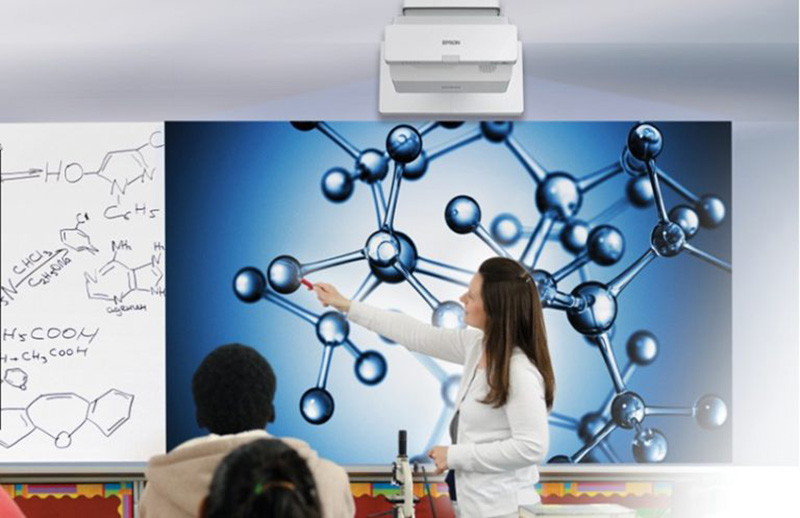 Máy chiếu Epson EB-760Wi