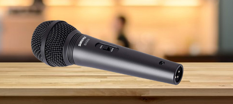 Micro c&oacute; d&acirc;y Shure SV200-QX