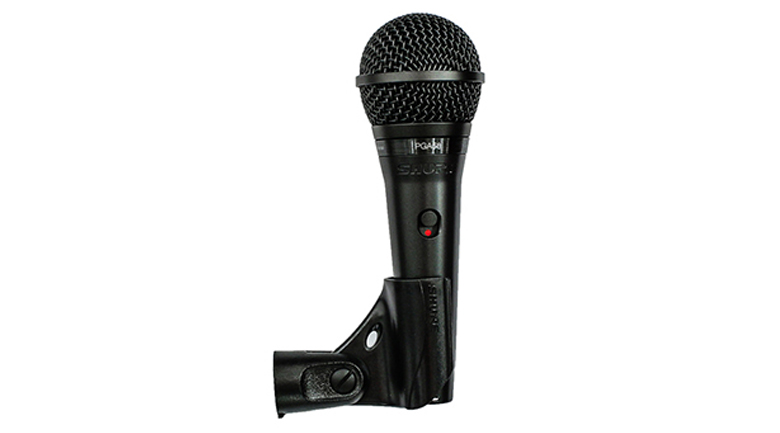 Micro Shure PGA58 ph&ugrave; hợp với nhu cầu h&aacute;t karaoke