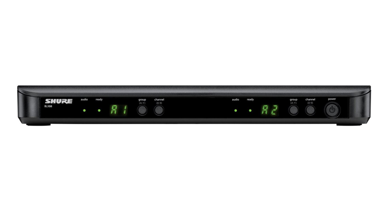 Đầu thu của micro Shure BLX288A/PG58 (2micro) trang bị nhiều t&iacute;nh năng vượt trội