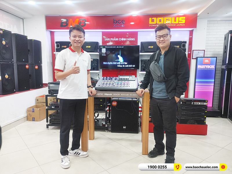 B&agrave;n mixer Behringer X32 Compact