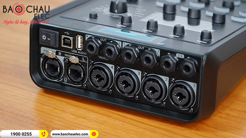 B&agrave;n Mixer Bose ToneMatch T4S