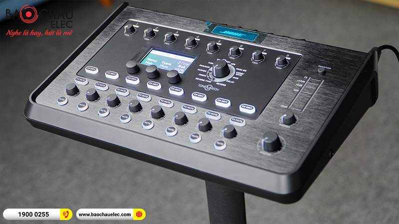B&agrave;n mixer Bose ToneMatch T8S