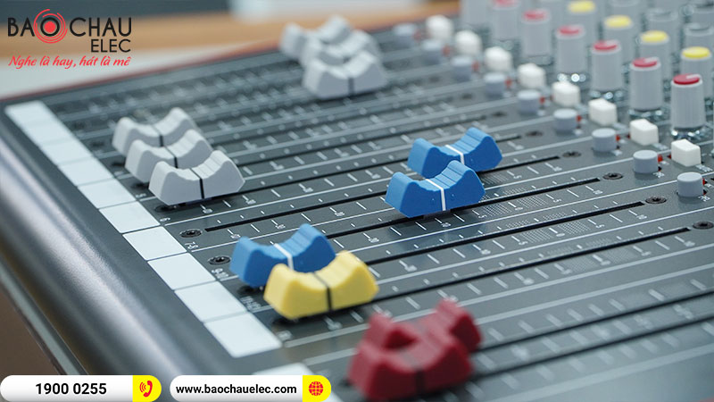 Mixer Allen & Heath ZED-12FX