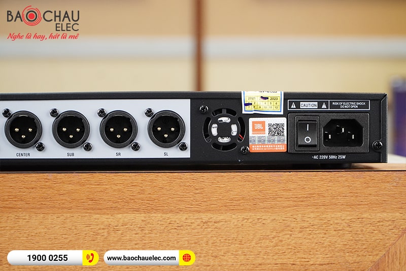 vang số karaoke JBL KX180A