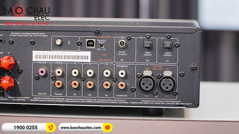 Amply Cambridge Audio CXA 81