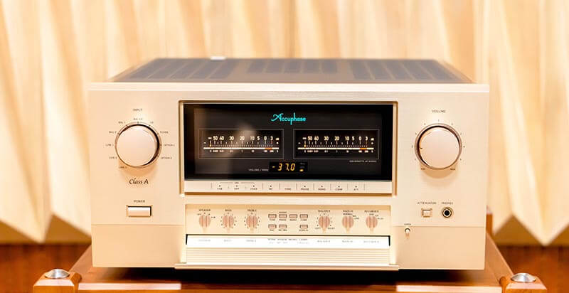 Amply Accuphase E800 