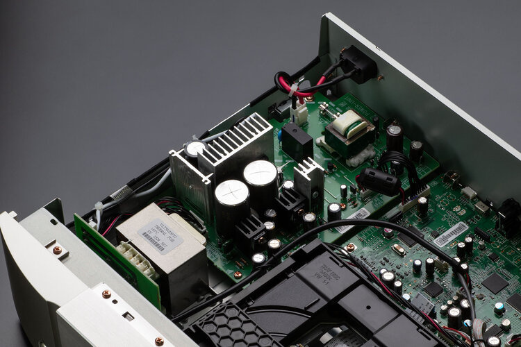 Amply Marantz PM6007 ch&iacute;nh h&atilde;ng gi&aacute; rẻ