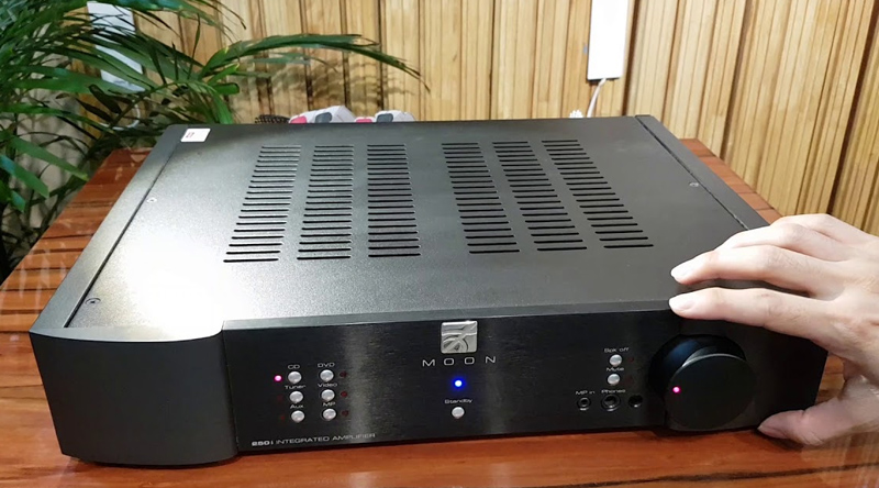 Amply Moon Neo 250i