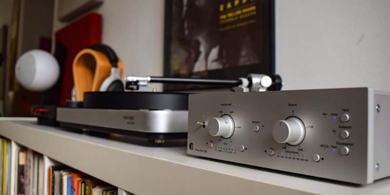 Phono Pre Amply Pro-Ject Phono Box RS2