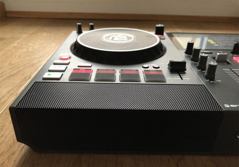 B&agrave;n DJ Numark Mixstream Pro 