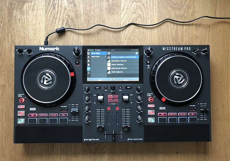 B&agrave;n DJ Numark Mixstream Pro 
