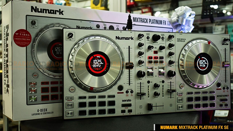 B&agrave;n DJ Numark Mixtrack Platinum FX Silver 