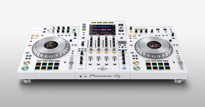 C&aacute;ch chọn b&agrave;n DJ tốt nhất cho người mới bắt đầu