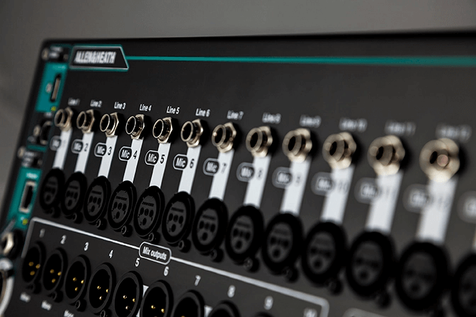 Mixer Allen & Heath Qu-SB