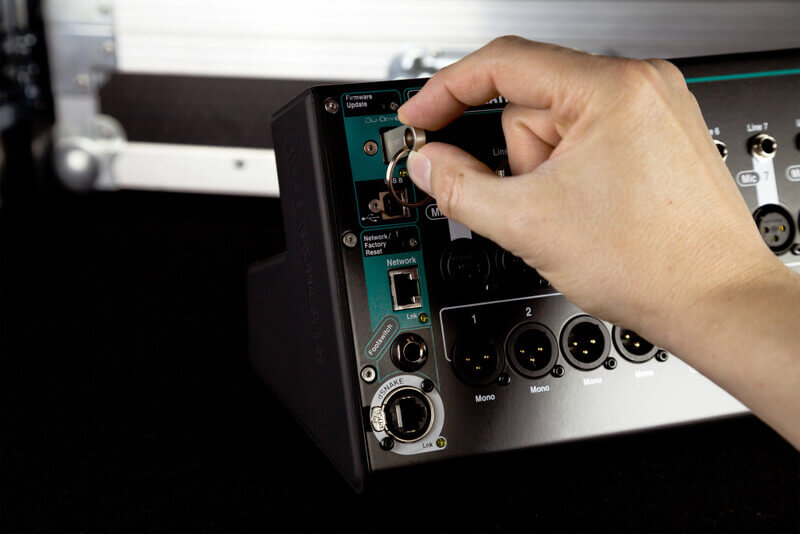 Mixer Allen & Heath Qu-SB