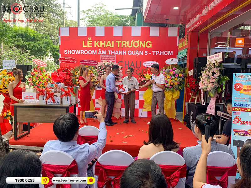 Bảo Ch&acirc;u Elec Quận 5&nbsp;&ndash; kh&ocirc;ng kh&iacute; tưng bừng rộn r&agrave;ng trong ng&agrave;y khai trương showroom mới&nbsp;