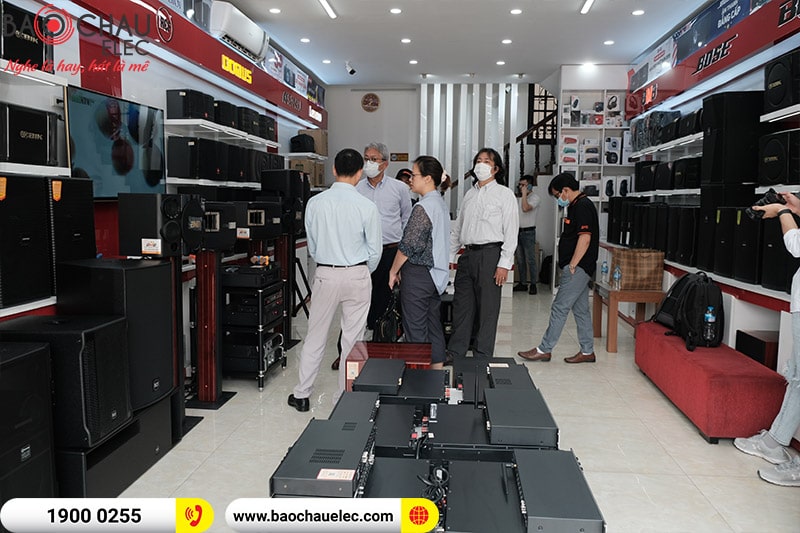 Chuyến gh&eacute; thăm đầy &yacute; nghĩa của chủ tịch BMB Tanaka tới showroom Trần Kh&aacute;t Ch&acirc;n &ndash; H&agrave; Nội 