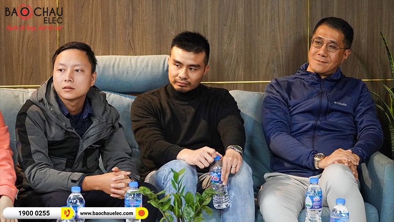 Chuyến gh&eacute; thăm của ng&agrave;i Mr.Winky đại diện h&atilde;ng McInTosh v&agrave; đại diện Đ&ocirc;ng Th&agrave;nh H&ograve;a Ph&uacute;c tới showroom Bảo Ch&acirc;u Elec