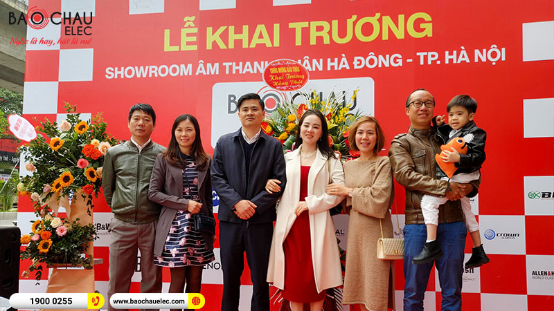 Khai trương showroom Bảo Ch&acirc;u Elec H&agrave; Đ&ocirc;ng