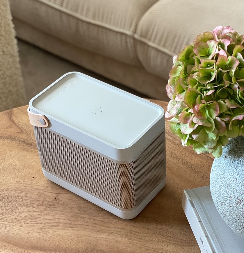 Loa B&O Beolit 20