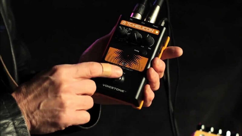 Bộ xử l&yacute; giọng h&aacute;t TC Helicon VOICETONE E1