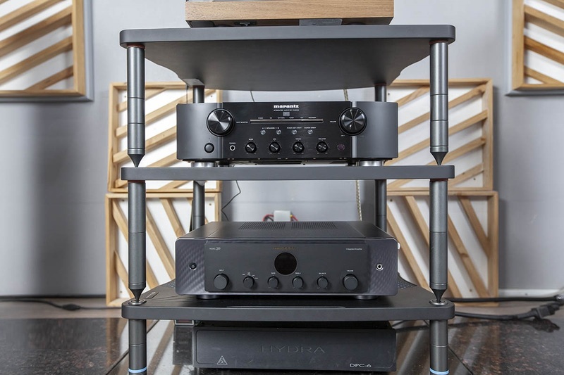 Chọn Marantz Model 30 hay Marantz PM8006 phối gh&eacute;p với loa nghe nhạc 703 S3