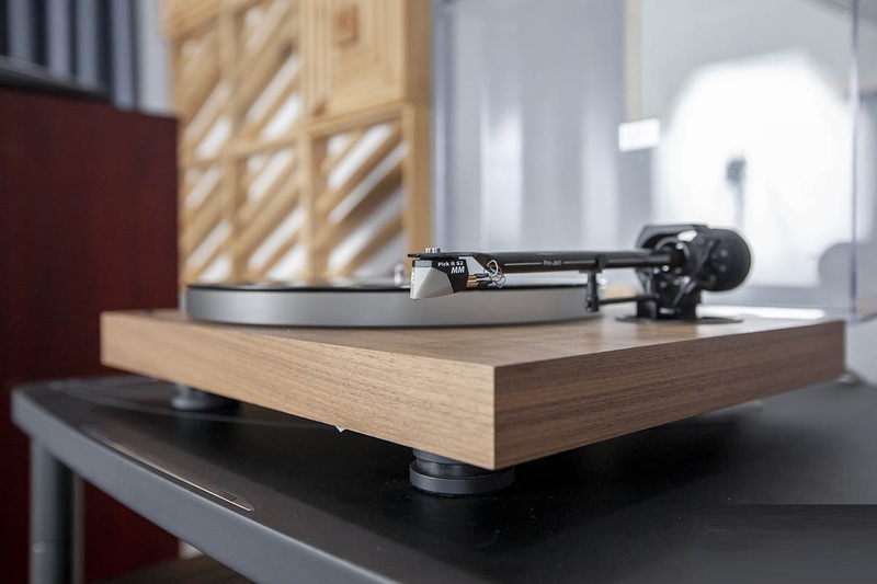 Chọn Marantz Model 30 hay Marantz PM8006 phối gh&eacute;p với loa nghe nhạc 703 S3