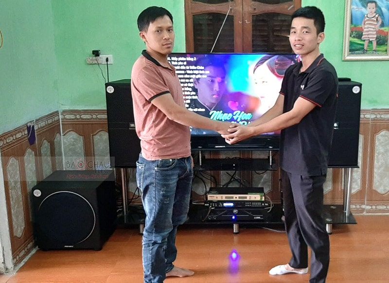 Dàn karaoke JBL cao cấp của gia đình anh Long ở Bắc Giang h5