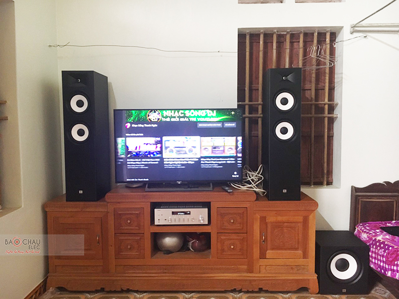 D&agrave;n nghe nhạc cho anh Tuấn tại Bắc Giang