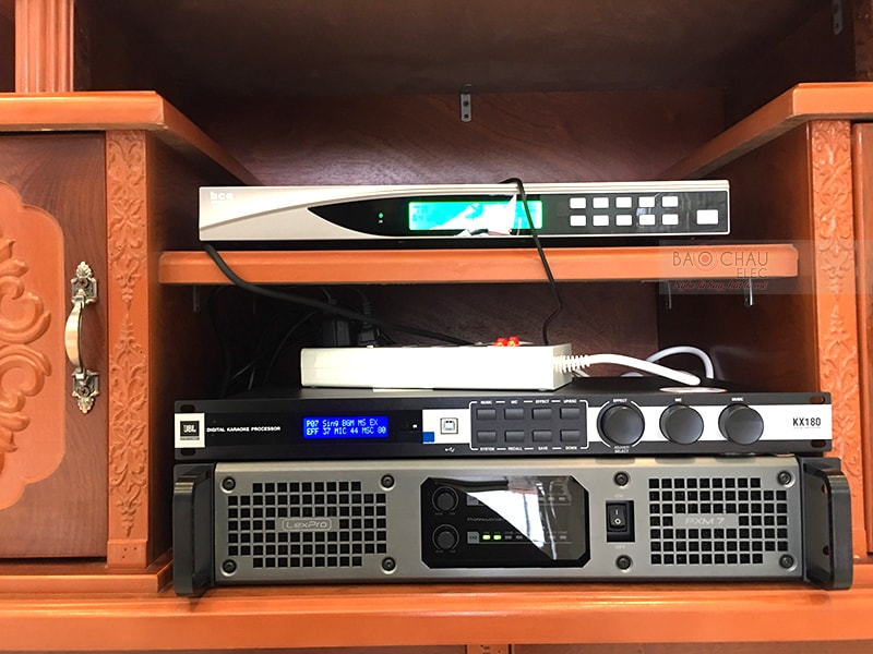 Dàn karaoke JBL của gia đình anh Trà ở Trảng Bom h3