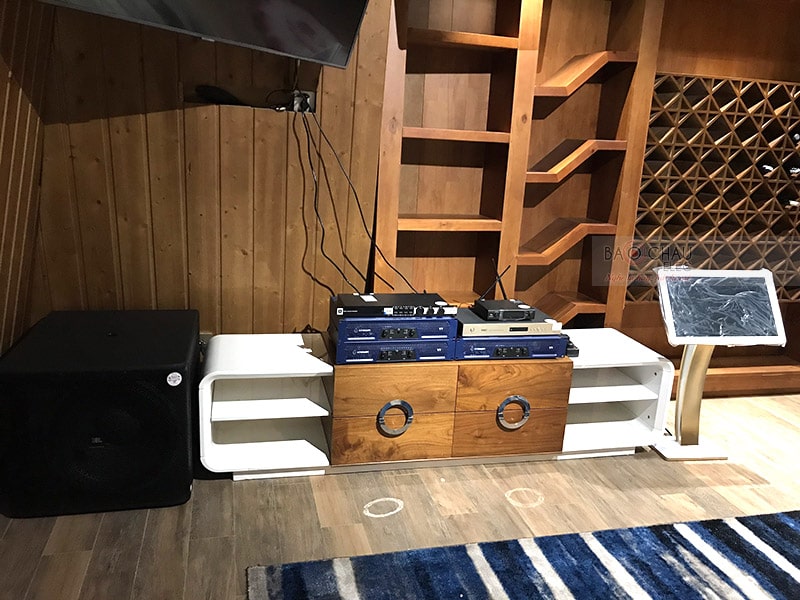 Dàn karaoke JBL VIP cho gia đình anh Khải ở An Giang h4