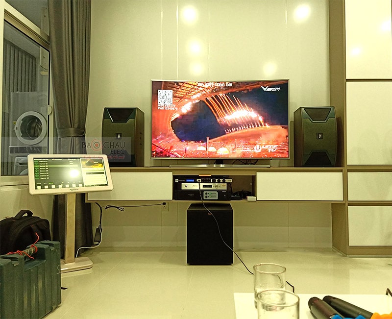 Bộ dàn karaoke JBL của gia đình chị Thoa ở chung cư Reverside Nhà Bè h3