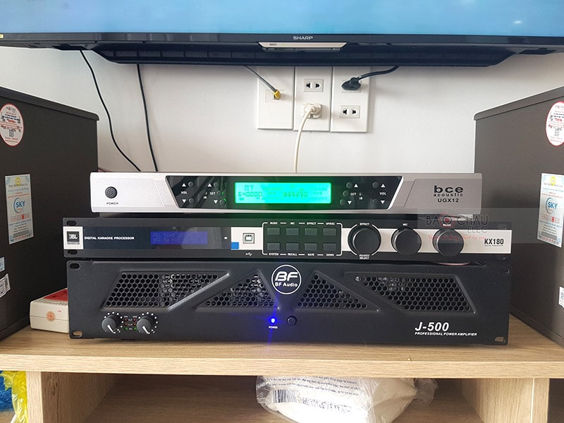 dàn karaoke JBL gia đình chị Út ở Quận 7 h2