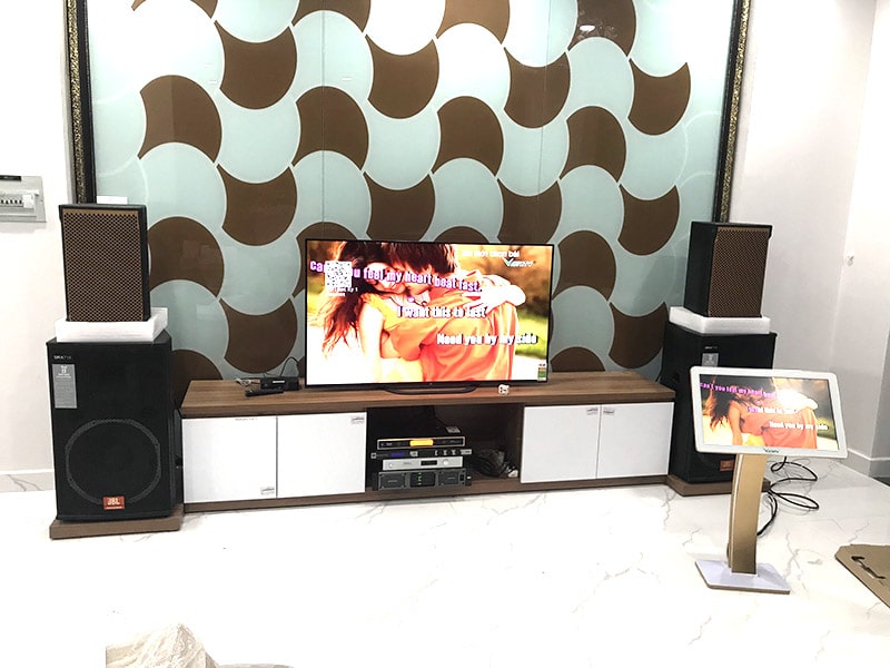Dàn karaoke gia đình anh Vũ ở Quận 9, HCM h4