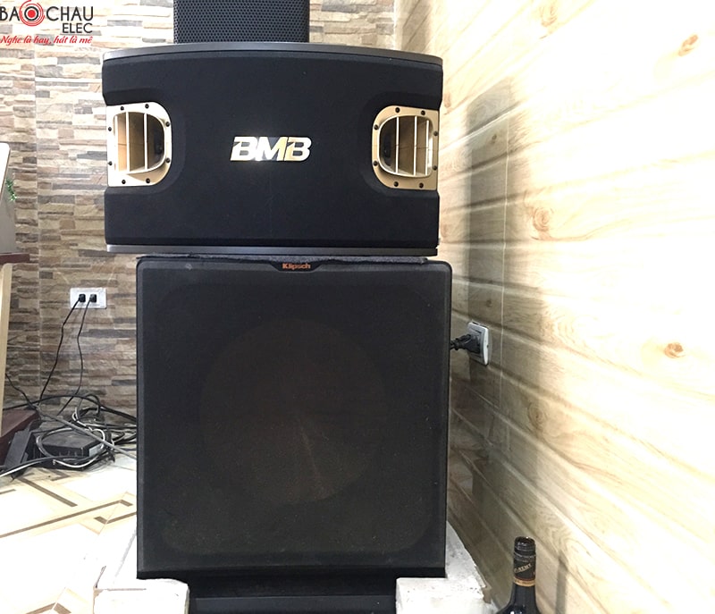 Loa BMB 900se và loa JBL 6012 lắp đặt cho quán cafe