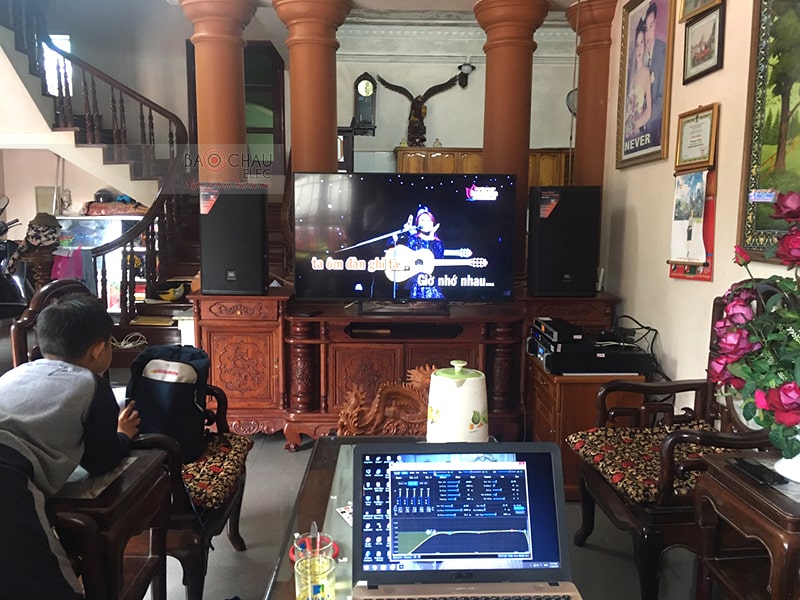 Dàn karaoke JBL cho gia đình anh Chiến ở thị trấn Xuân Mai h4