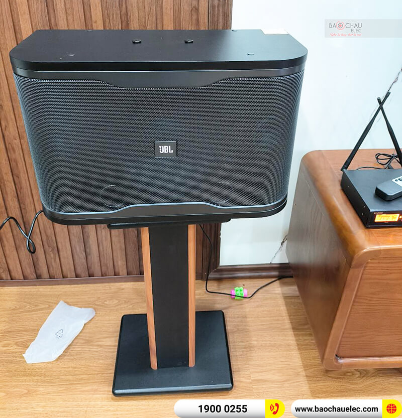 Lắp đặt dàn karaoke trị giá hơn 20 triệu cho anh Tài ở Hà Nội (JBL RM210, DSP 9000 Plus Black, BIK BJ-U100)