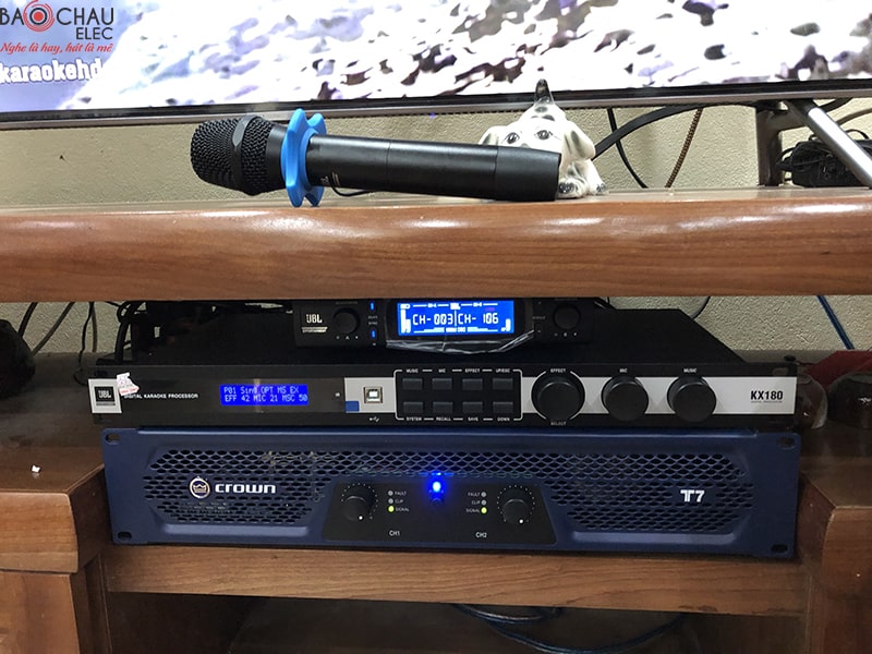 Combo đẩy, vang, mic