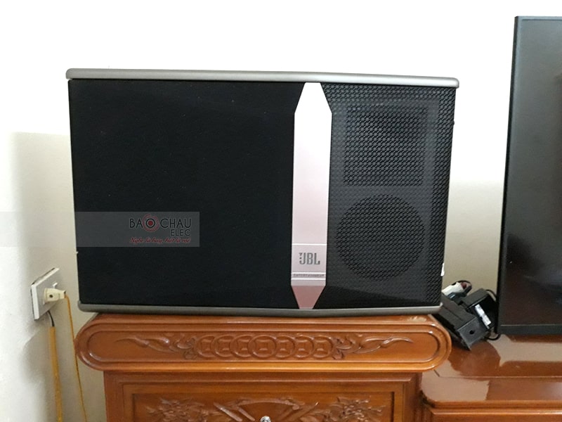Loa JBL mk12 để trên kệ tủ gia đình