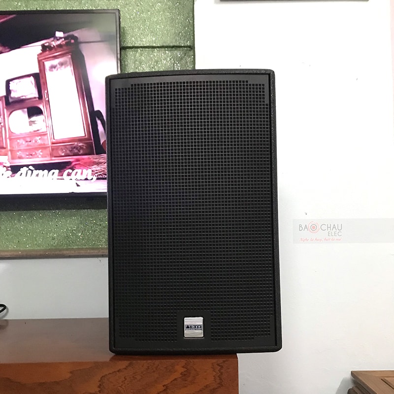 Dàn karaoke Alto của gia đình anh Kỳ ở Đông Sơn, Thanh Hóa h2
