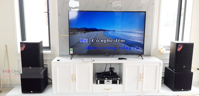 Dàn karaoke gia đình anh Bình h4