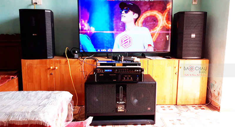 D&agrave;n karaoke gia đ&igrave;nh anh Trường h4