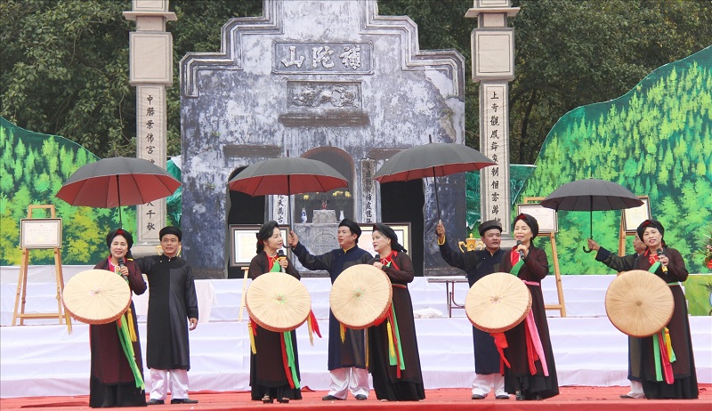 Dân ca quan họ Bắc Ninh là gì? Nguồn gốc, ý nghĩa hát quan họ