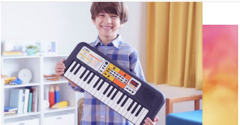 Đ&agrave;n organ Yamaha PSS-F30