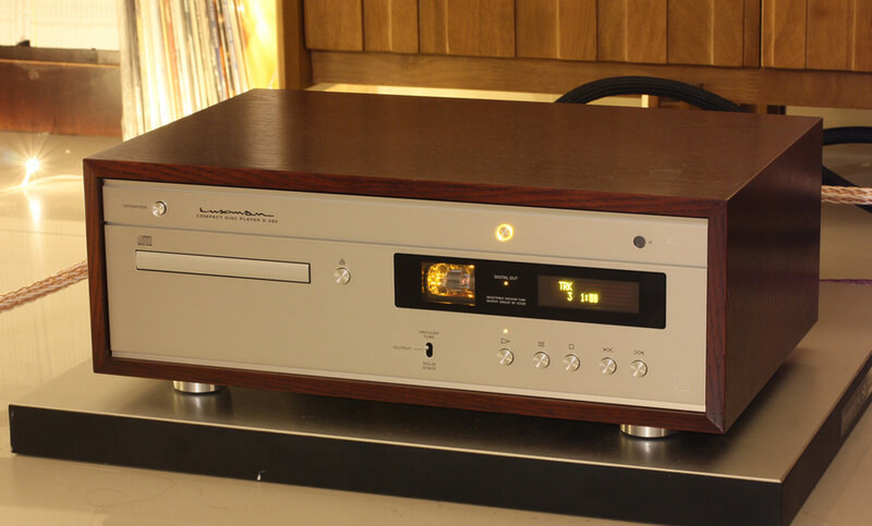 Đầu CD Luxman D-380
