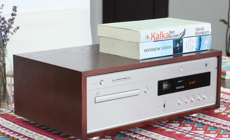 Đầu CD Luxman D-380