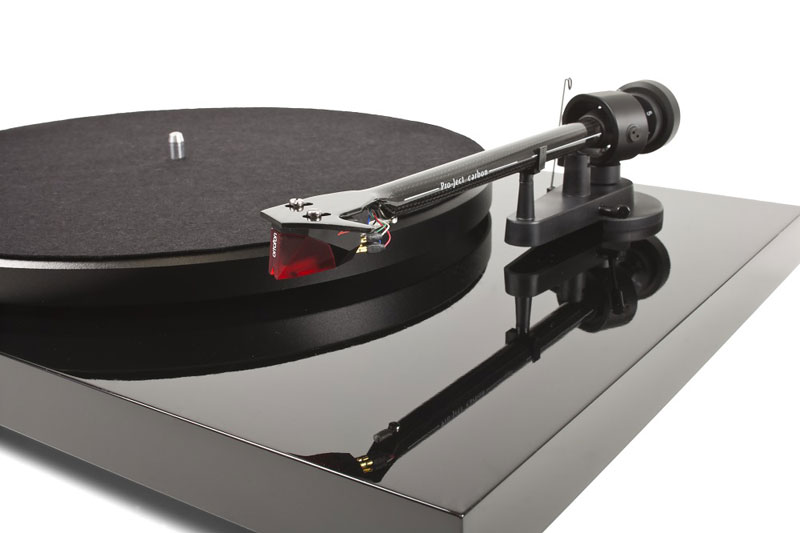 M&acirc;m đĩa than Pro-Ject Debut Carbon DC